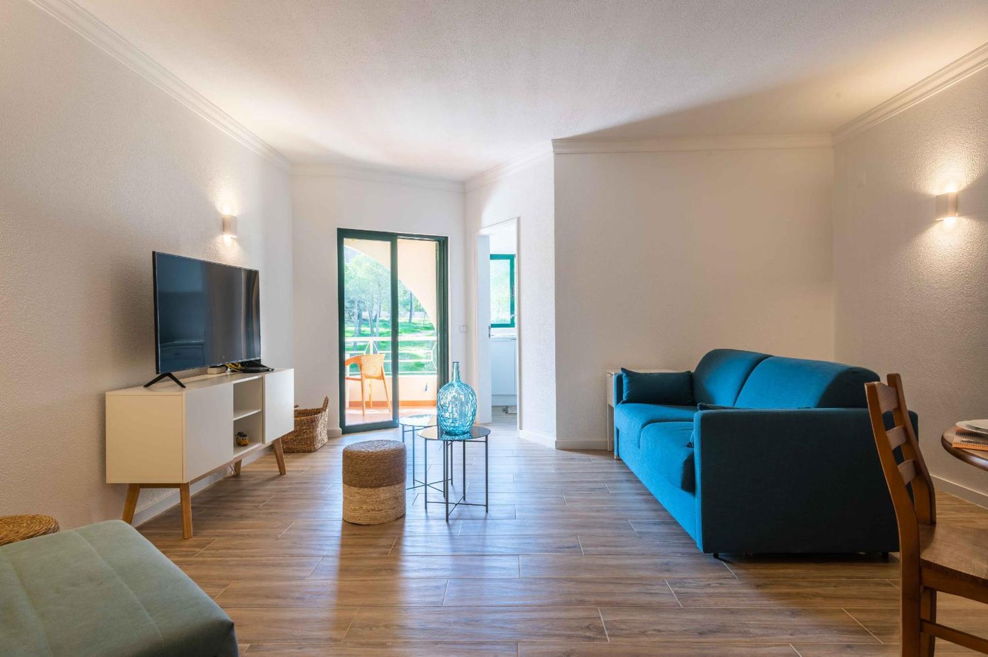 Salgados 1 Bedroom Apartment - 500M From The Beach Guia  Exterior photo